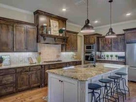 Ou bien mettre un poêle à bois dans une maison ?