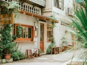 Comment fabriquer une maison en bois pour Playmobil ?