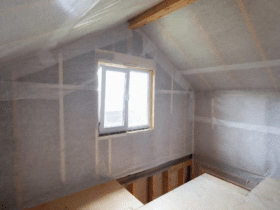 L'importance du pare-vapeur dans la construction d'une maison en bois